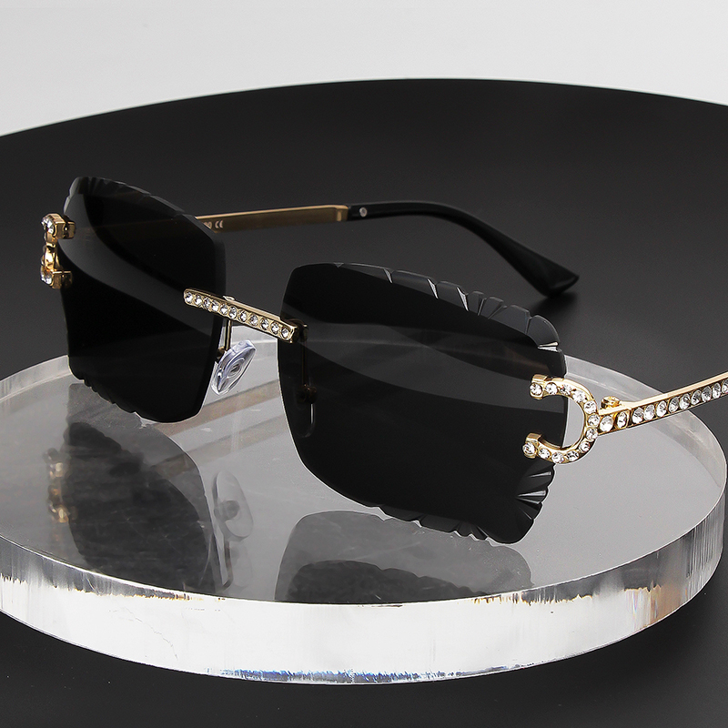 Fashion Rimless Square Sunglas – обзор и цена Metal Photo Panel