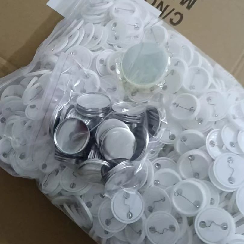 200set 25mm 32mm 37mm 44mm 58m – обзор и цена Button Badge Blank
